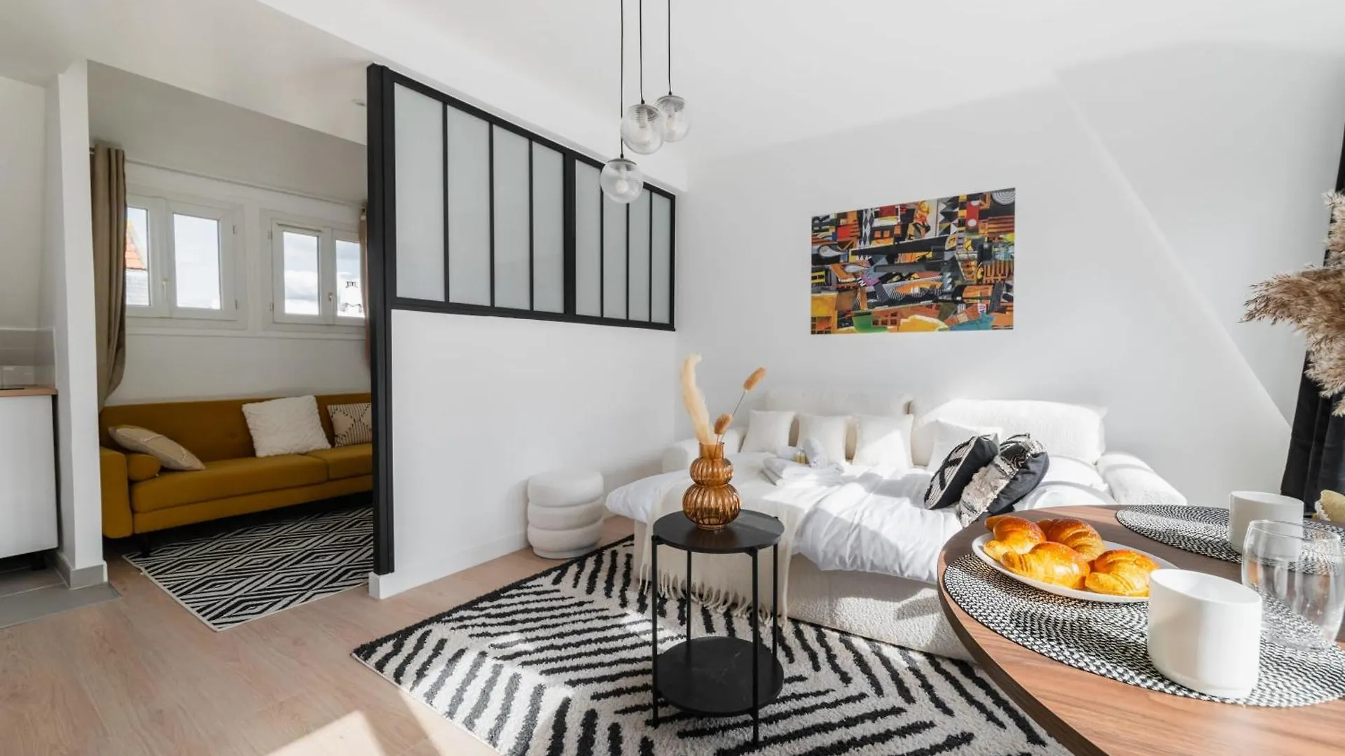 Jolie Studio Loft 35M2 Bien Equipe 4P - Paris 20 Apartment