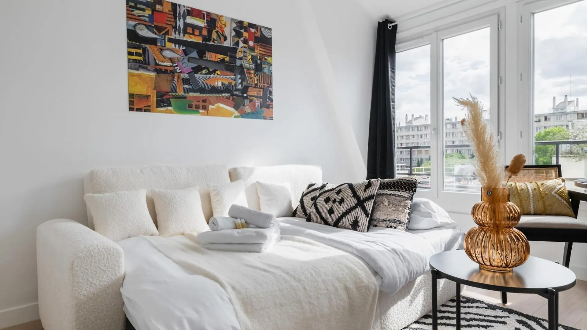 Jolie Studio Loft 35M2 Bien Equipe 4P - Paris 20 Apartment